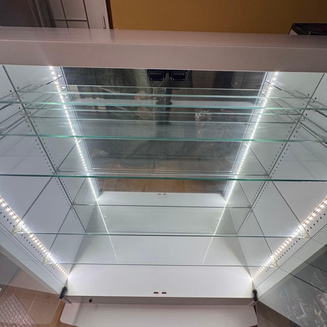 【くーちゃんさん専用】JAJANコレクションラック（ LED照明、鍵付き）