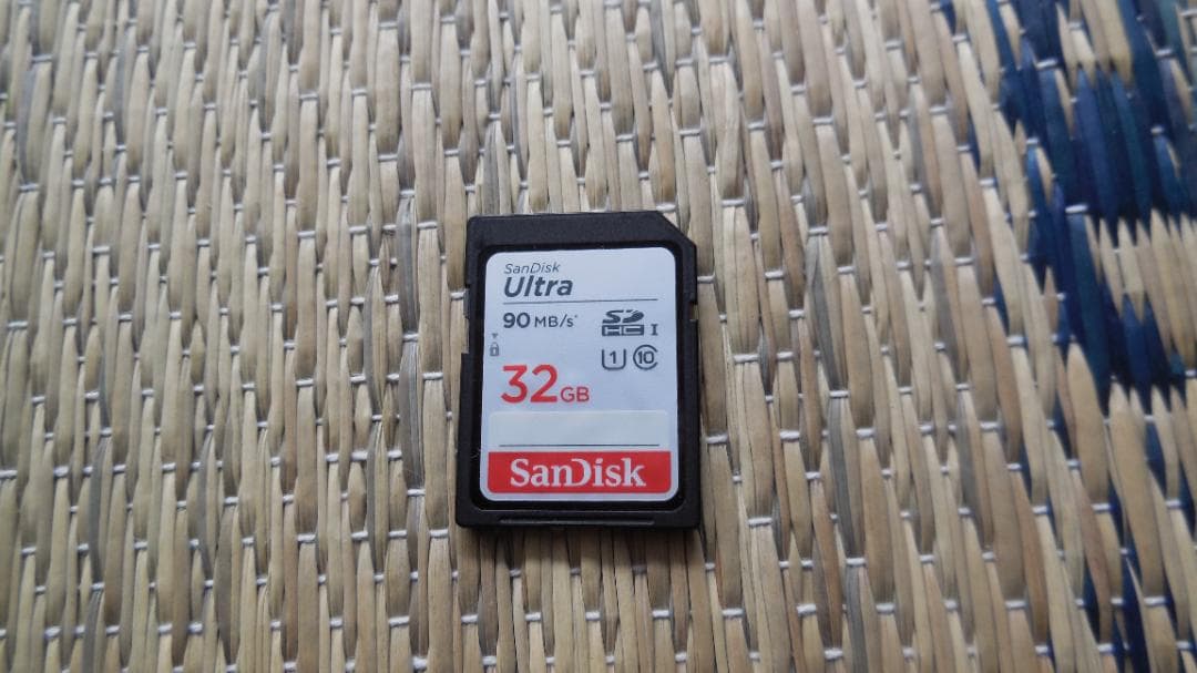 JVC Everio　GZ-E239-S