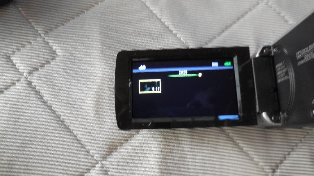 JVC Everio　GZ-E239-S