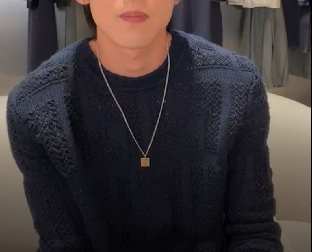 と*ら様 【最終値下げ‼️】FENDI 目黒蓮 着用 ネックレス FFロゴ