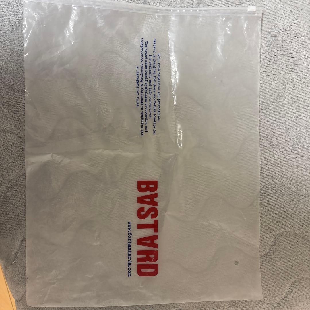 bastard パーカー　ENHYPENニキ着用