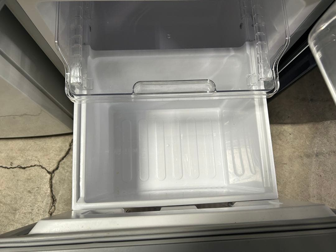 名古屋市内無料配送45★シャープ 2020年製 152L 冷蔵庫