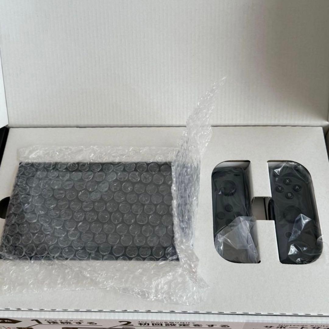 Switch Nintendo グレー　本体