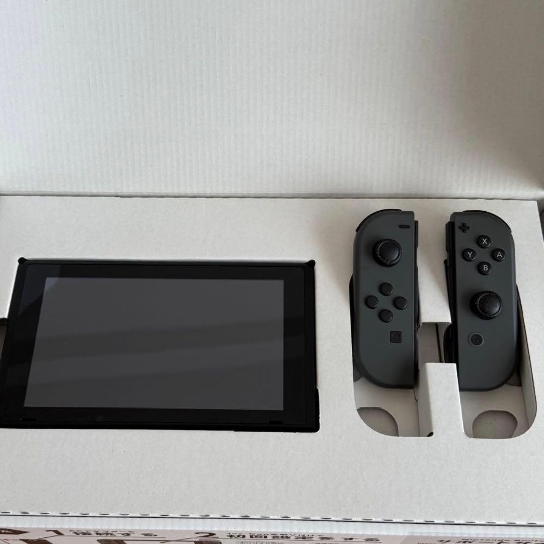 Switch Nintendo グレー　本体