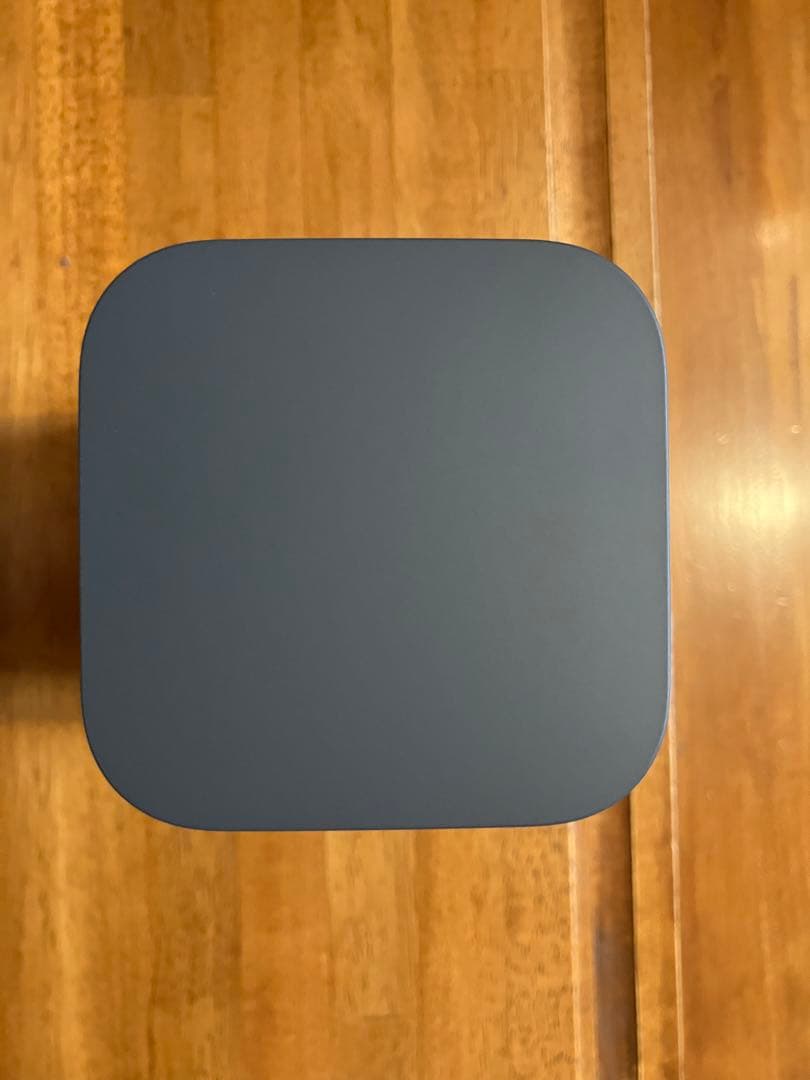 【箱付き美品】docomo  5G ホームルーター