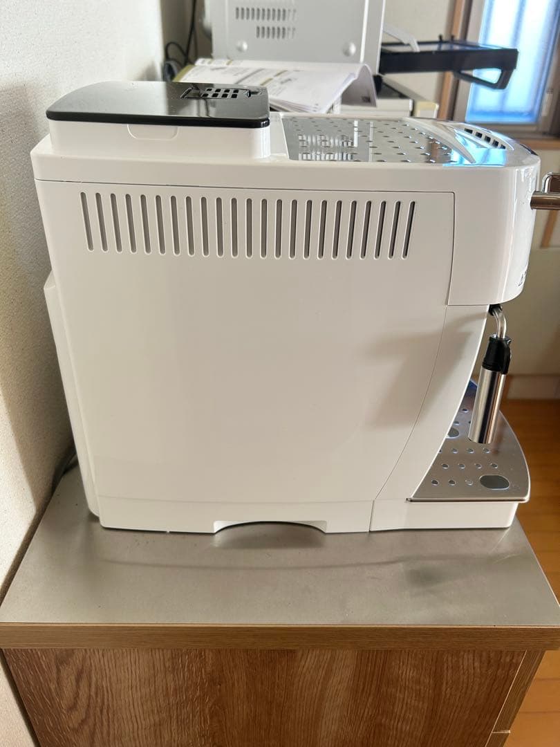 De'Longhi Magnifica S エスプレッソマシン