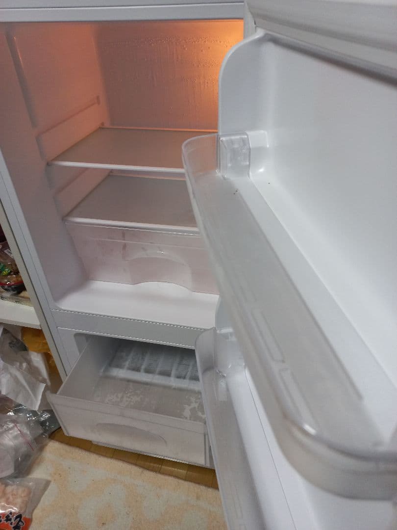 ■引き取り限定■ ほぼ新品！ 2025年製 使用2週間 2ドア冷蔵庫