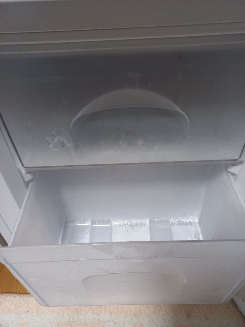 ■引き取り限定■ ほぼ新品！ 2025年製 使用2週間 2ドア冷蔵庫