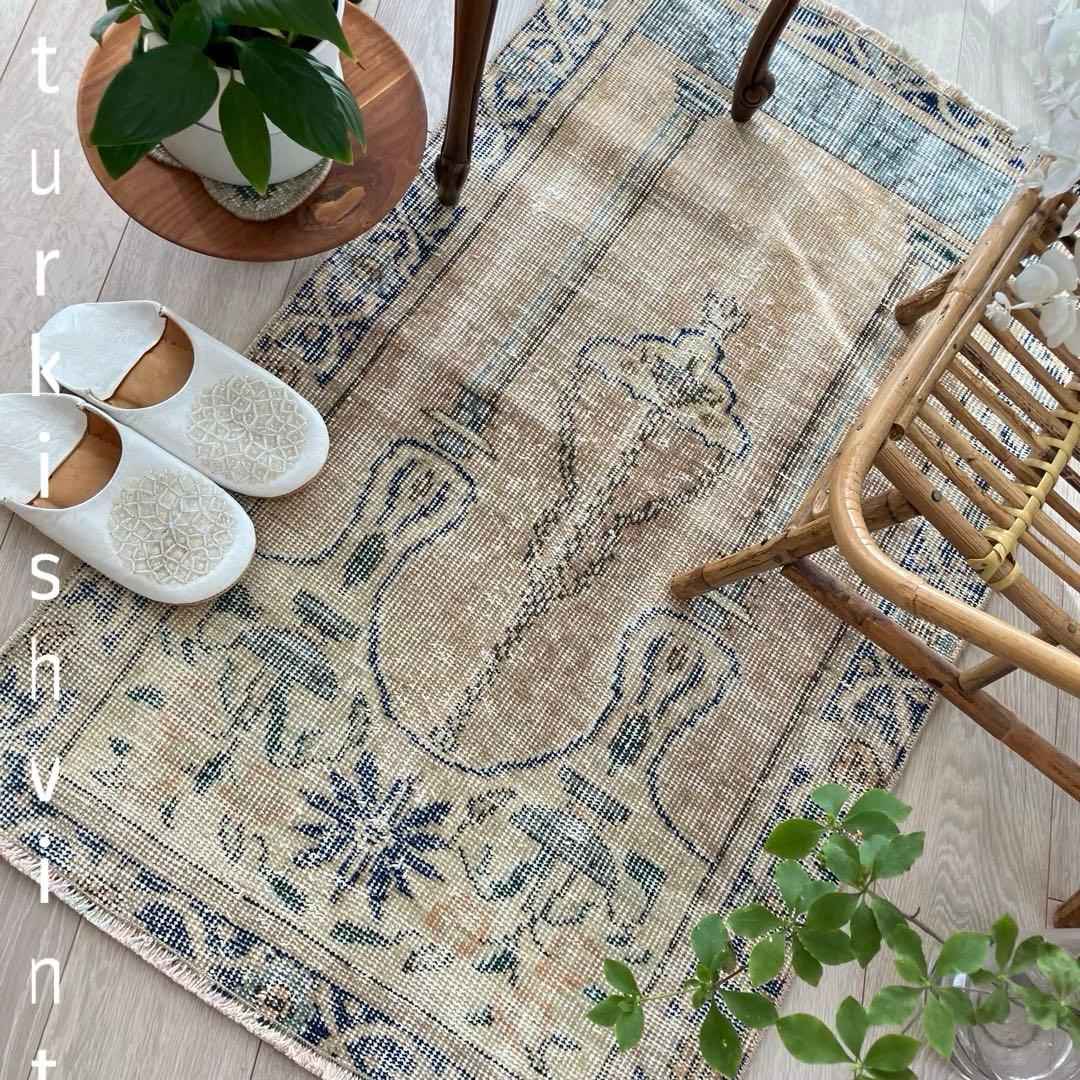 アート✳︎塔✳︎シャンデリア　キャラメルベージュ　ブルー　トルコヴィンテージラグ