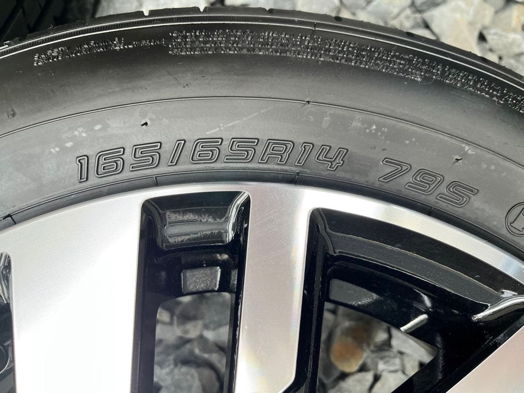 ルーミーカスタムG純正ノーマルタイヤ・ホイールセット 165/65R14