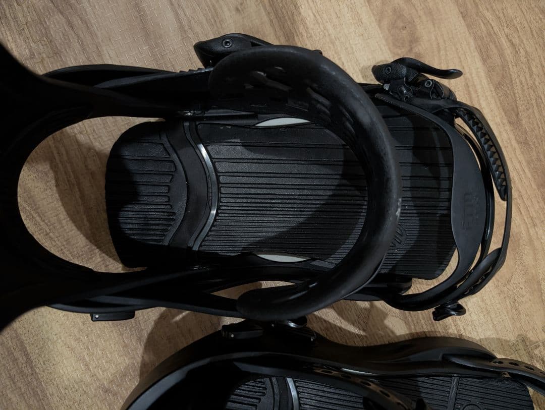 FLUX XF サイズＭ−Ｌ ビンディング