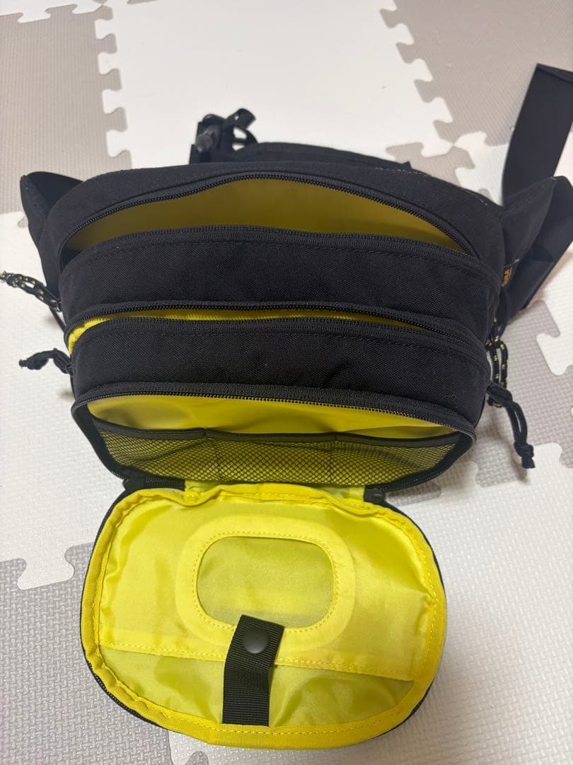 Hugoo 多機能バッグ 黒/黄色