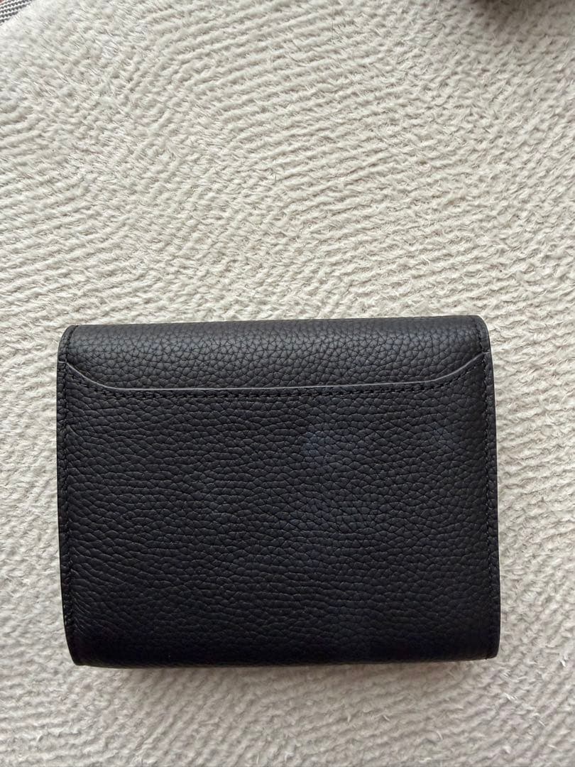 HERMES ブラックレザー 二つ折り財布