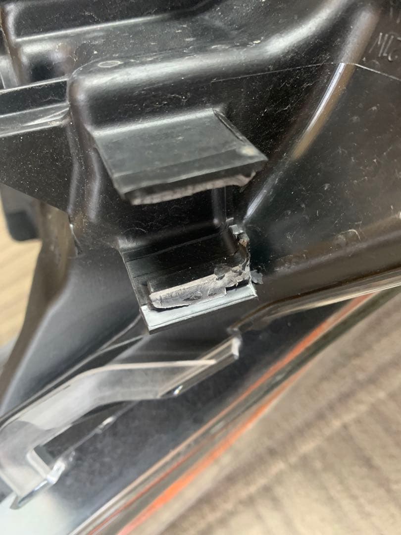 ステー損無 プリウス 50ZVW50後期 ヘッドライト ブラック 打刻c1