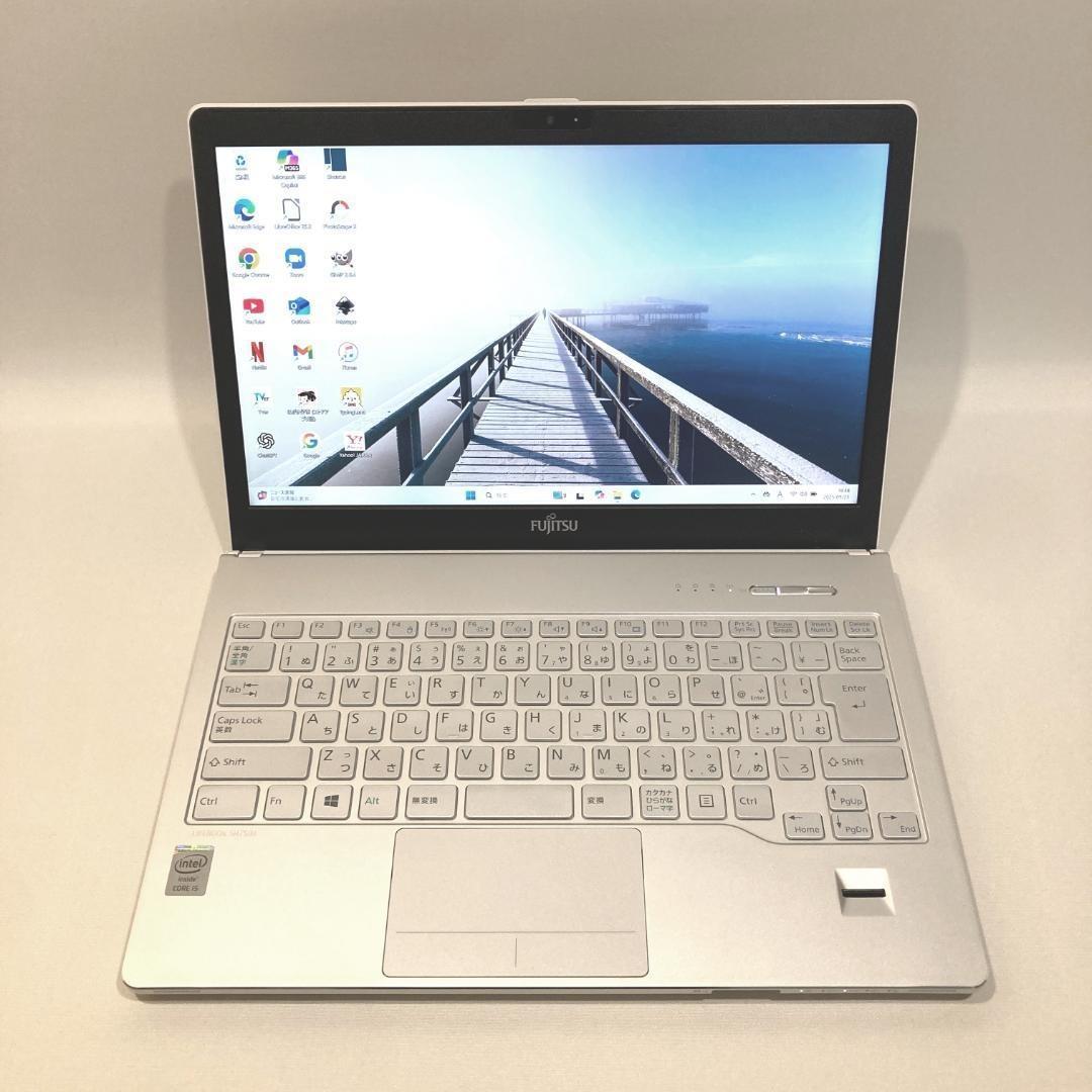 初心者向✨カメラ付・DVD◇シルバー・白◇すぐ使えるノートパソコン◇D303-4