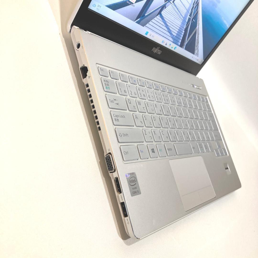 初心者向✨カメラ付・DVD◇シルバー・白◇すぐ使えるノートパソコン◇D303-4