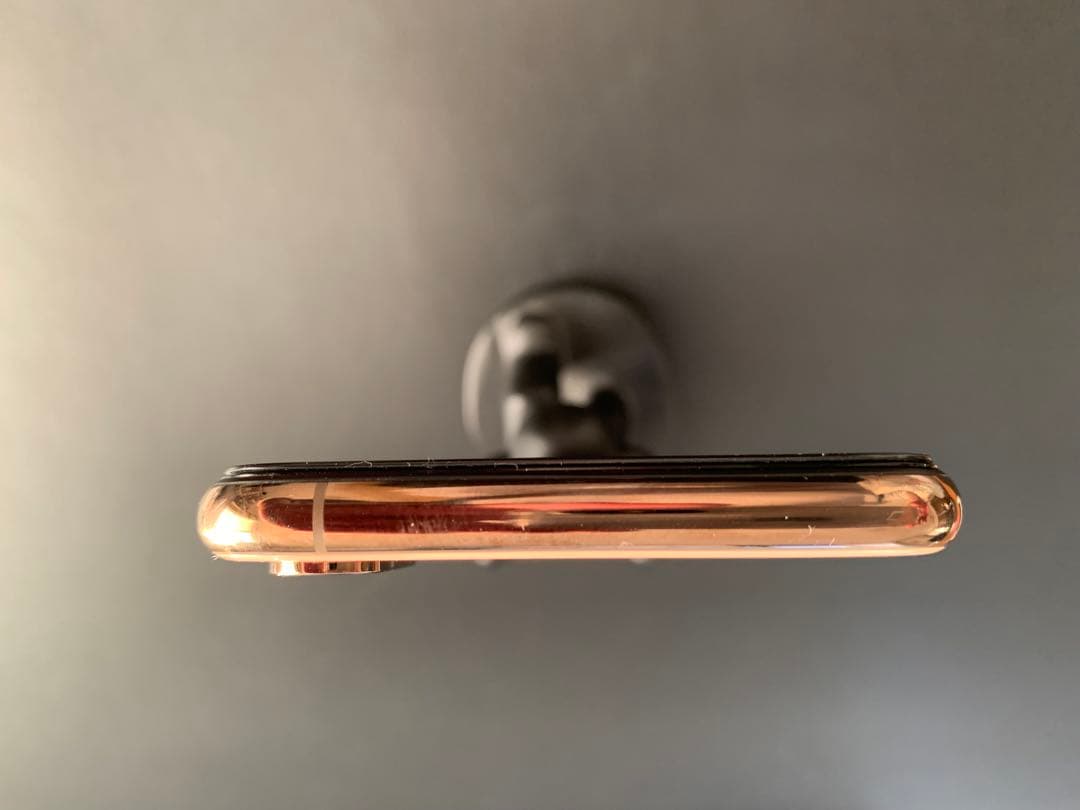 ジャンク　iPhoneXsゴールド 87%バッテリー　SIMフリー