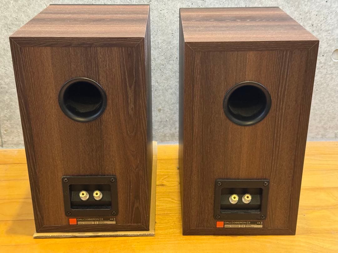 SO様　DALI OBERON3 ペア ブックシェルフスピーカー　美品