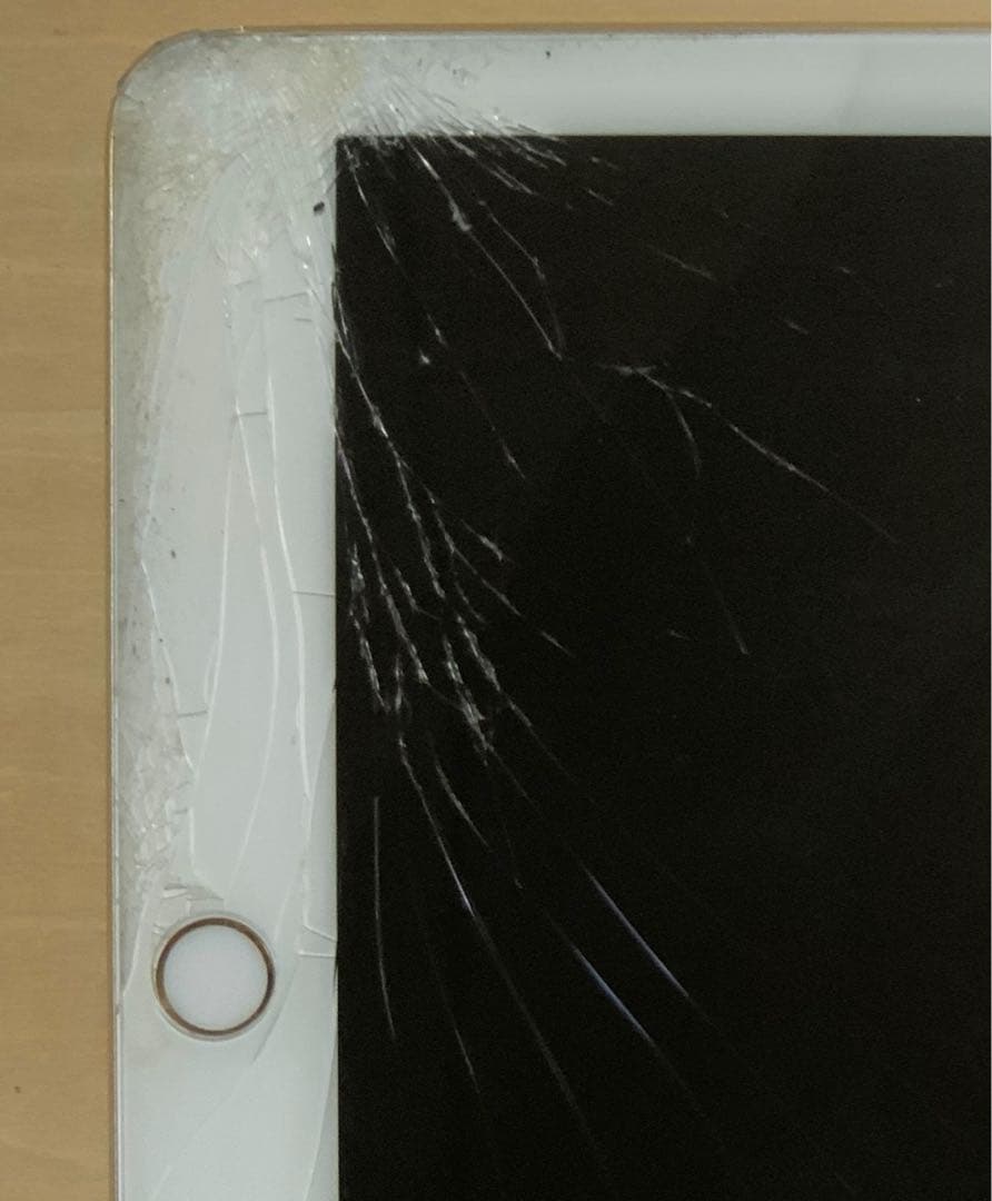 iPad pro 9.7, 128GB, WIFIモデル, ゴールド, 画面割れ