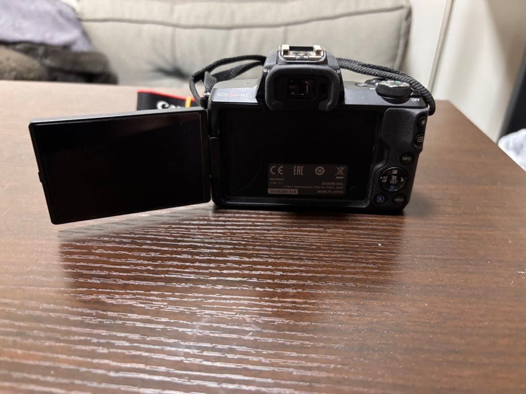 Canon EOS kiss m2ミラーレス一眼カメラ