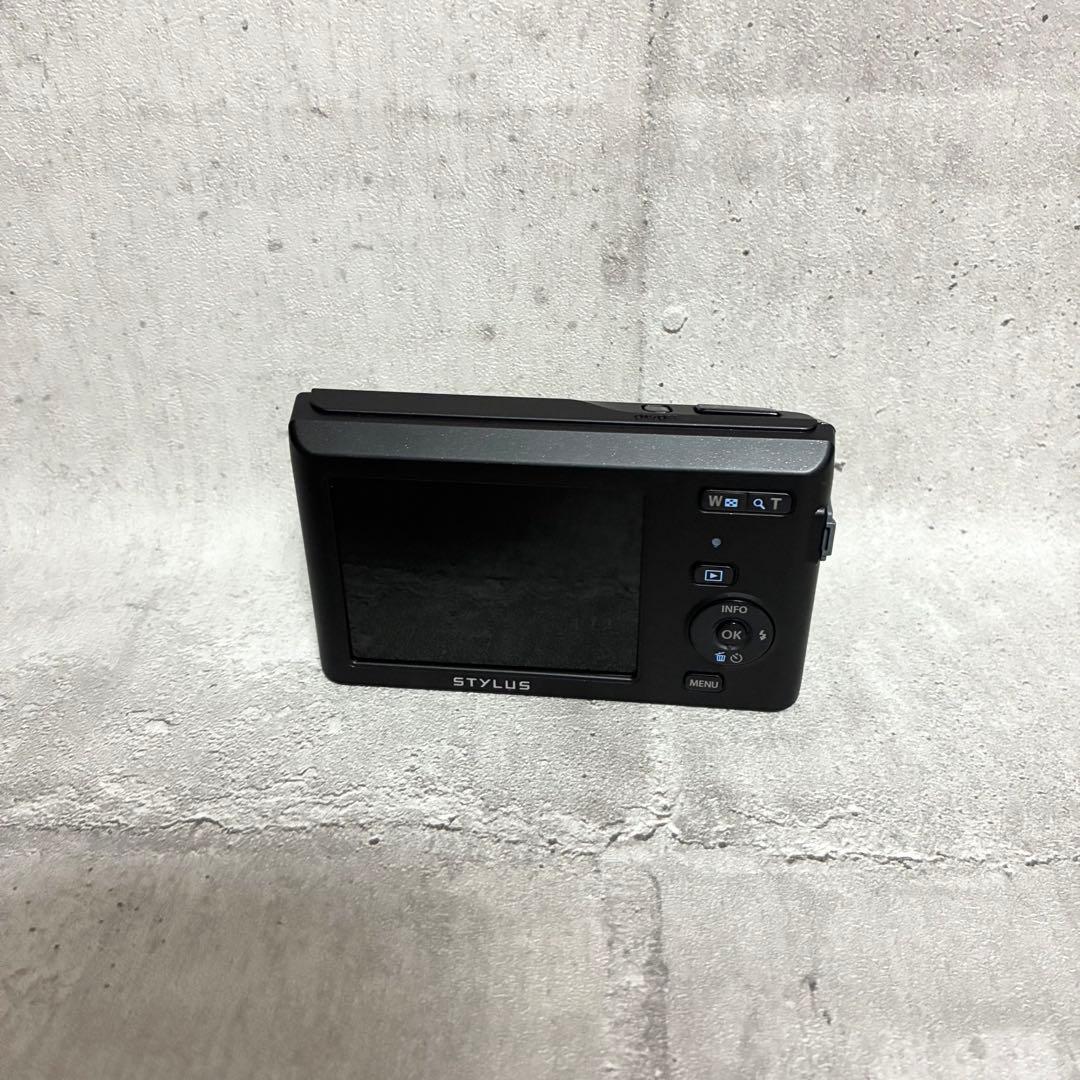 OLYMPUS STYLUS VG-180デジタルカメラ コンデジ