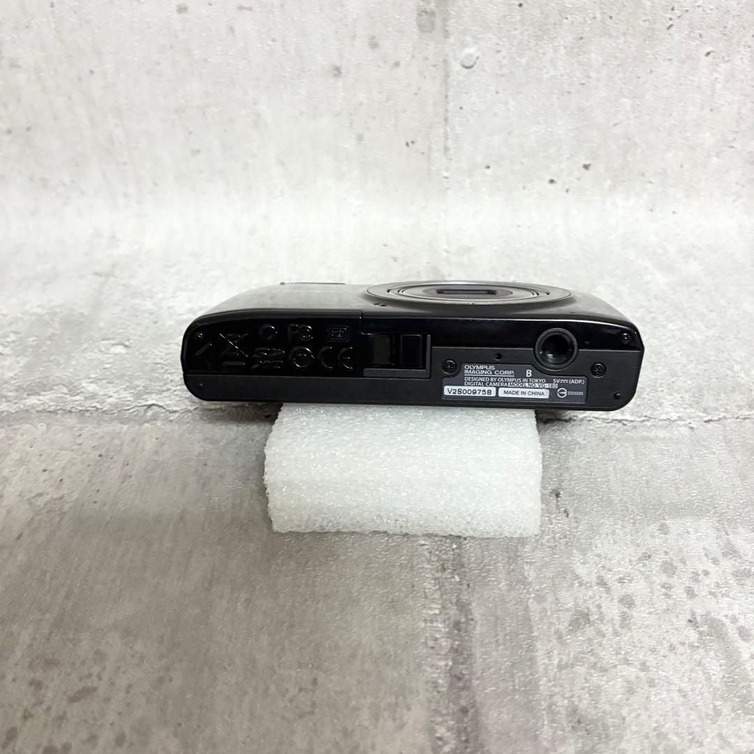 OLYMPUS STYLUS VG-180デジタルカメラ コンデジ