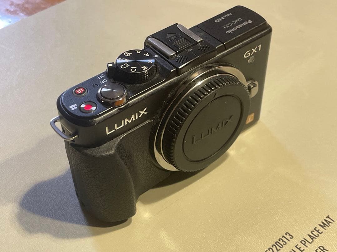 【KITT 】LUMIX DMC-GX1 ボディ ブラック【完動品】