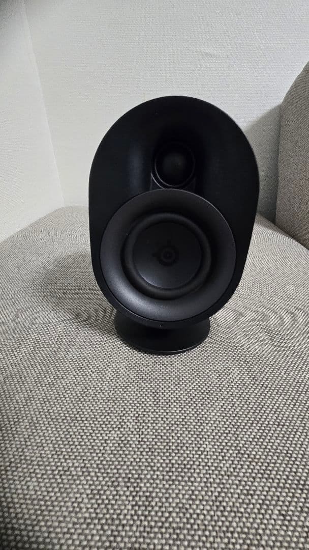 スピーカー・ウーファー Steelseries Arena 9