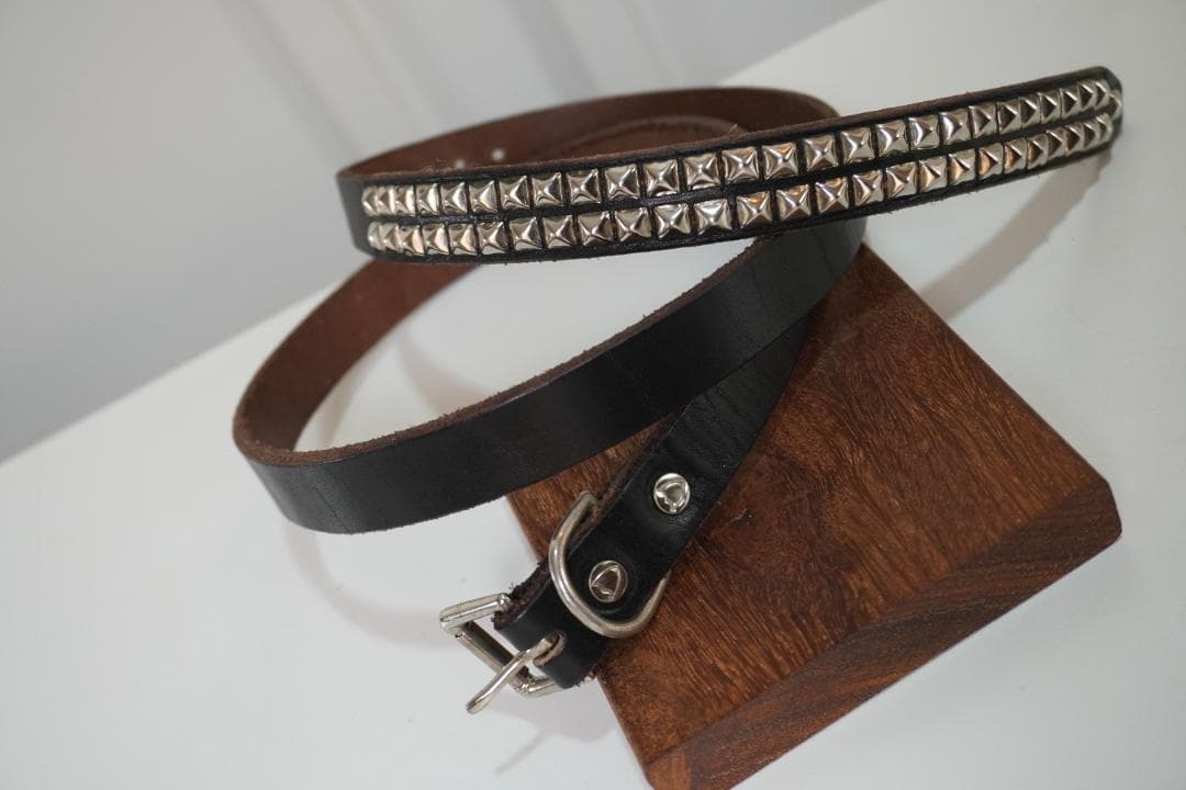 ■HTC■エイチティーシー　ピラミッド　ナロー　スタッヅベルト