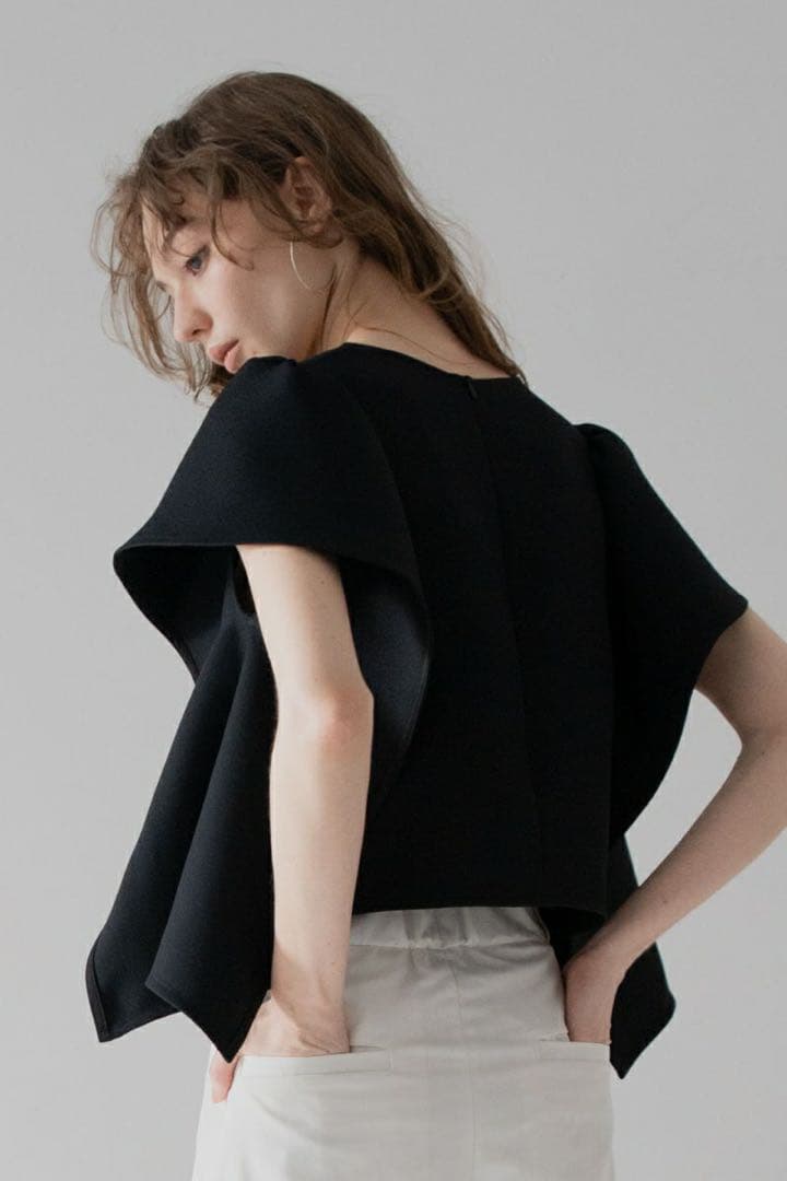 新品未使用✨ メゾンドドルチェ Maison de Dolce LilyTops