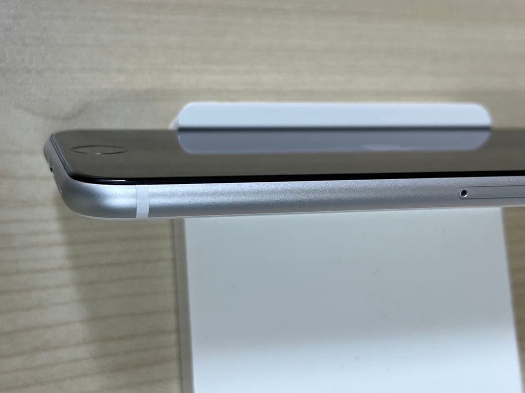 難あり iPhone SE 第2世代 (SE2) 128GB バッテリー82％