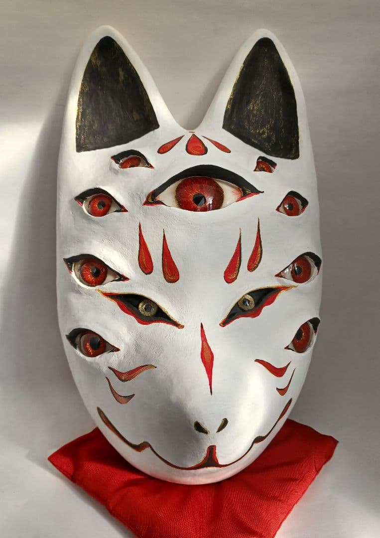 赤目と狐面
