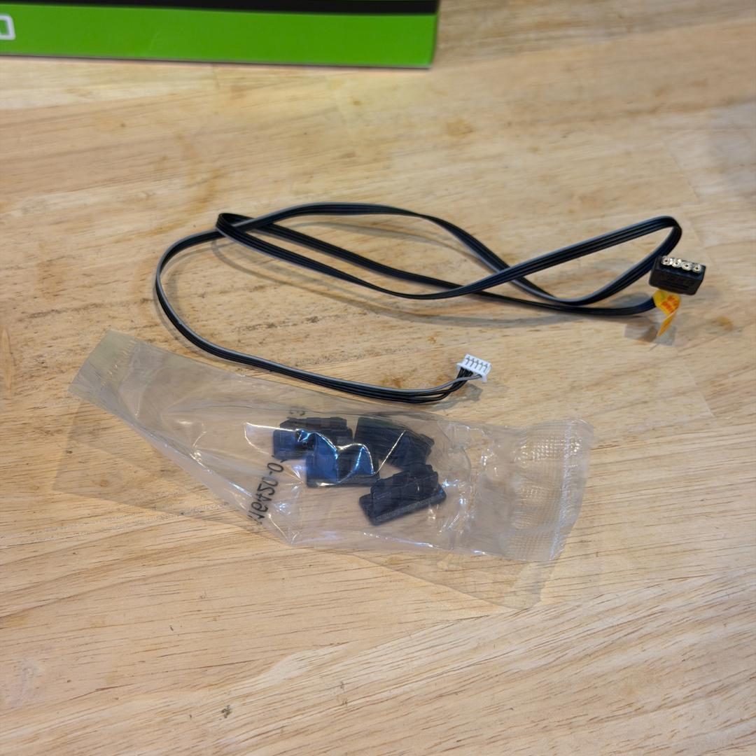 美品 GeForce RTX 3060 玄人志向 ホワイト GDDR6 12GB