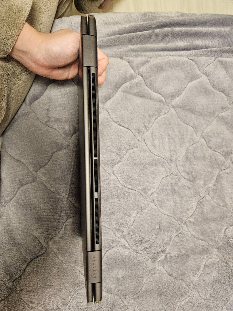 HP Spectre x360 グレー 2-in-1ノートPC