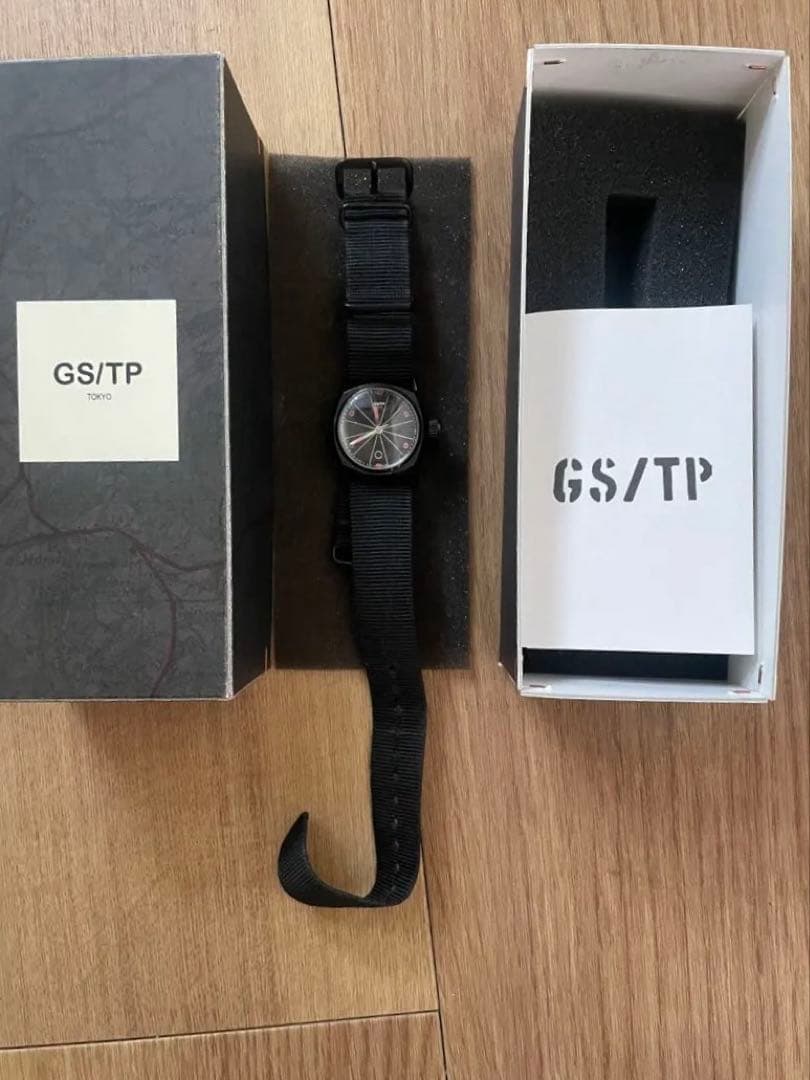 GS/TP ブラックナイロンストラップ時計