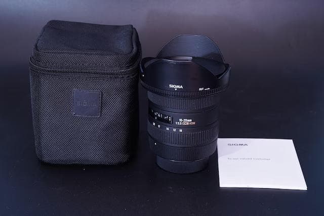 中古 SIGMA10-20ｍｍ F3.5EX DC HSM　ニコンＦマウント