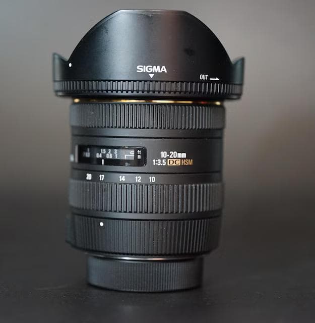 中古 SIGMA10-20ｍｍ F3.5EX DC HSM　ニコンＦマウント