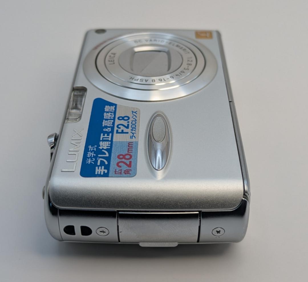 美品 Panasonic LUMIX DMC-FX01 デジタルカメラ