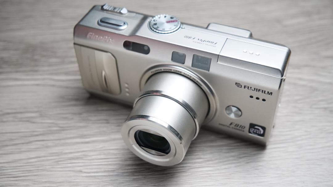 FUJIFILM FinePix F810 動作品/ジャンク！