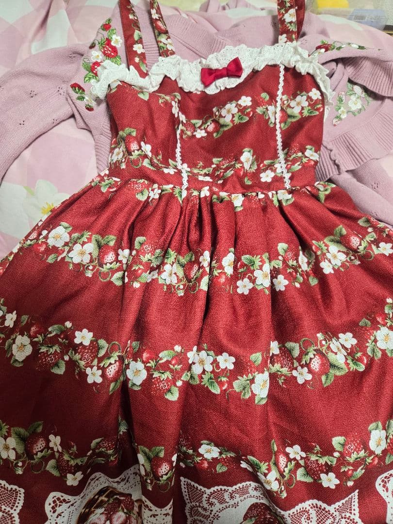 Chalmiere☆ベイクドベリージャンパースカート&いちご刺繍ニットボレロ