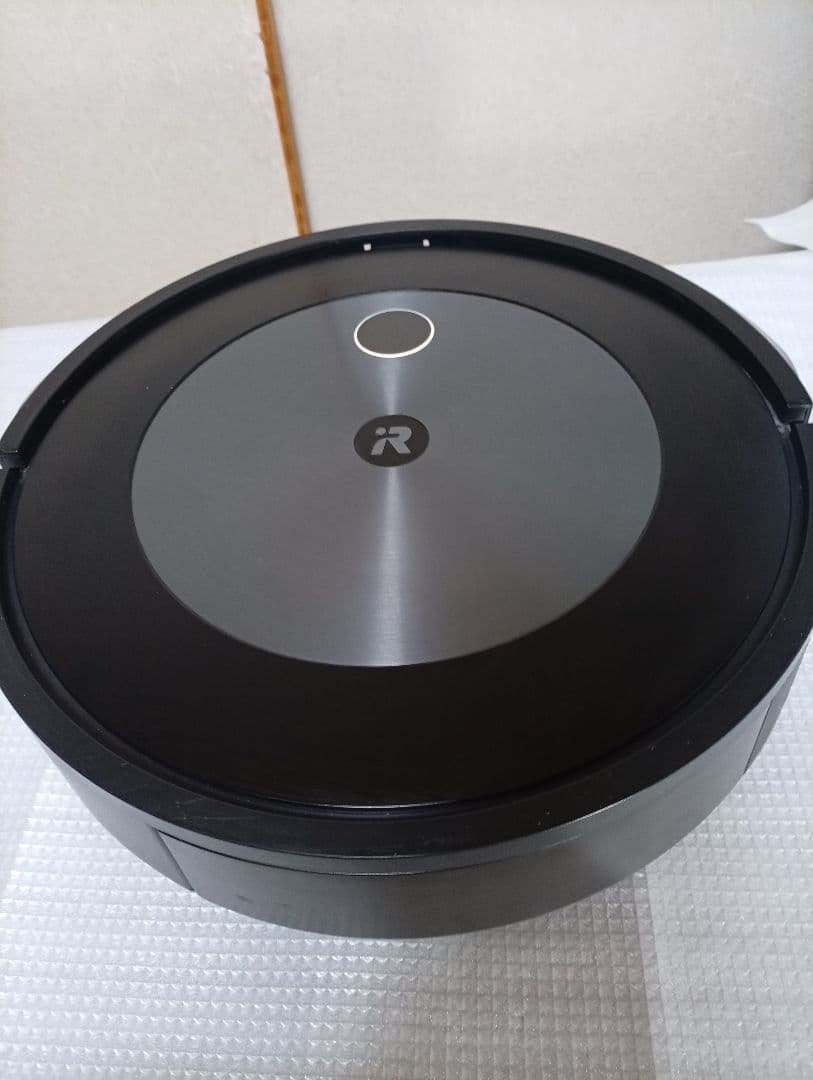 iRobot Roomba J7 本体 充電ステーション付き　作動良好
