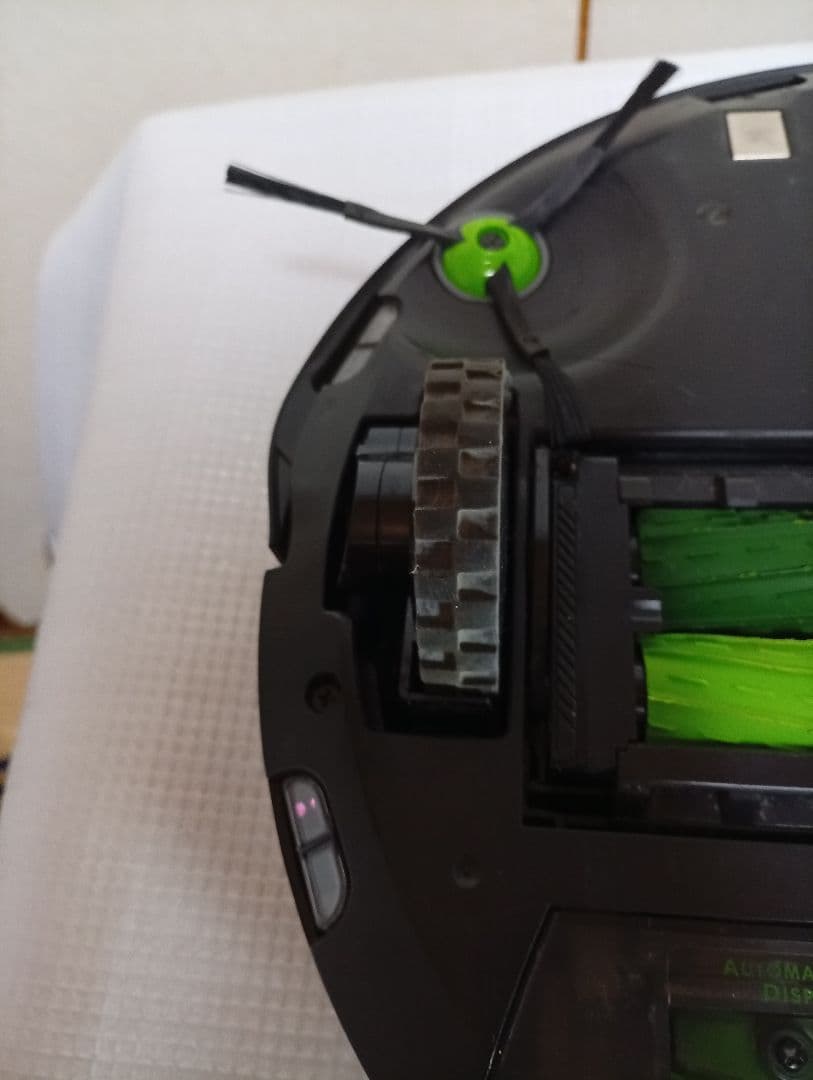 iRobot Roomba J7 本体 充電ステーション付き　作動良好