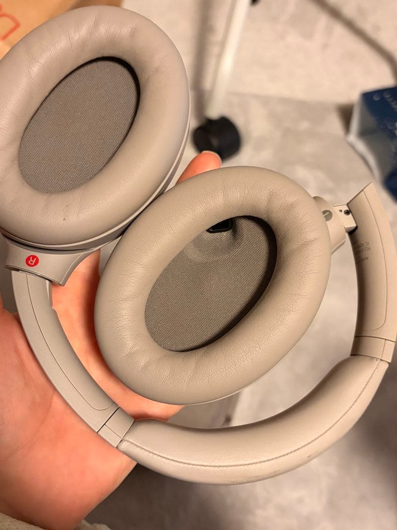 SONY wh-1000xm4 プラチナシルバー