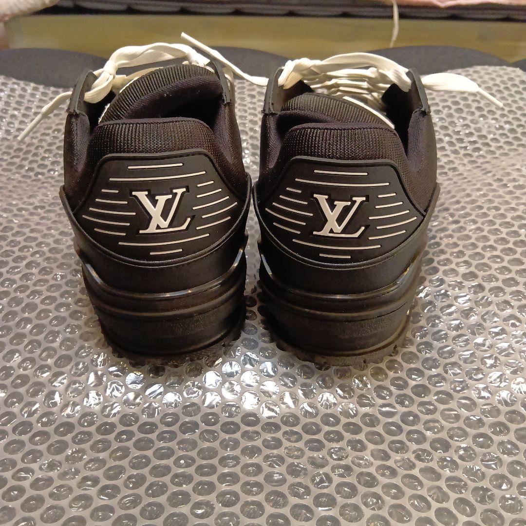 Louis Vuitton LV　トレイナー　スニーカー　ブラック