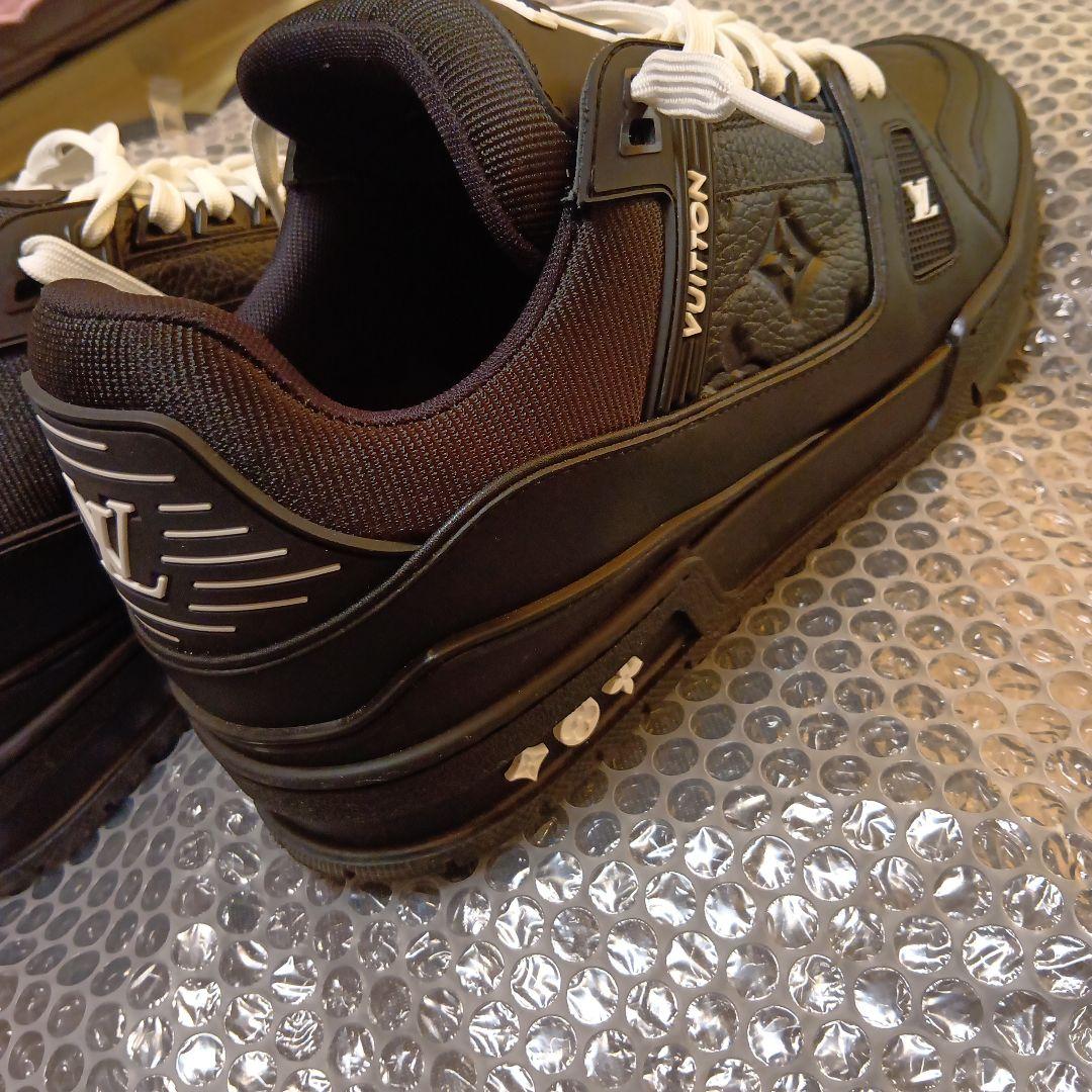 Louis Vuitton LV　トレイナー　スニーカー　ブラック