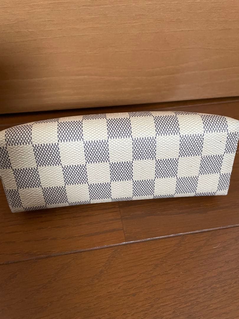 ルイヴィトン化粧ポーチ　アズール