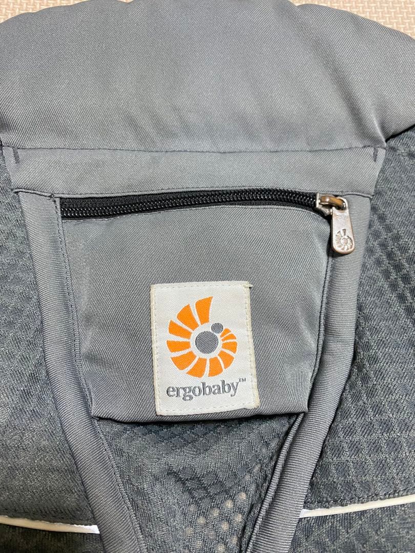 抱っこ紐　エルゴベビー オムニ ブリーズ　ポーチ付き