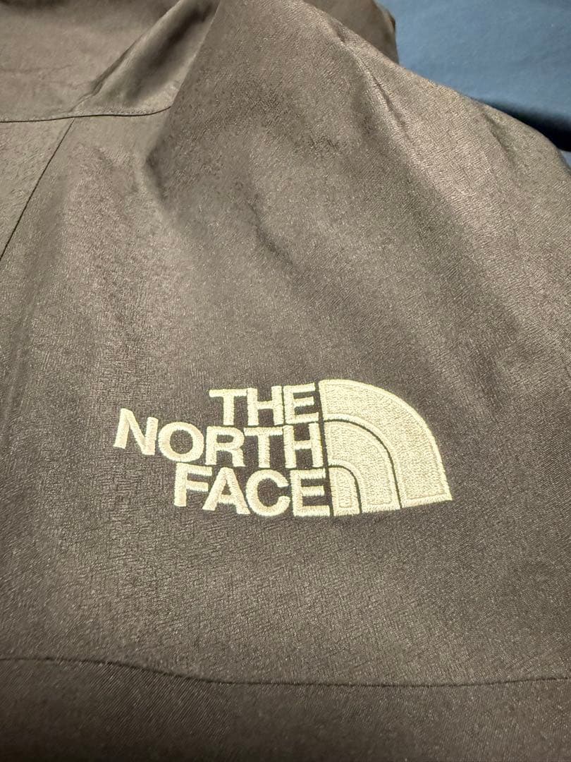 【極美品】ノースフェイス マウンテンジャケット ブラック　M