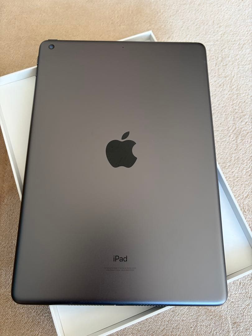 Apple iPad 本体 第9世代 64GB 美品