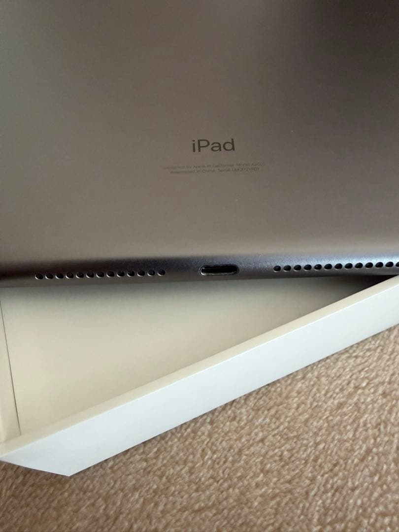 Apple iPad 本体 第9世代 64GB 美品